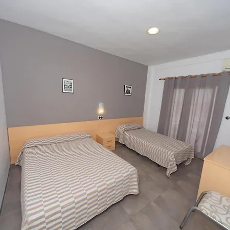 Hostal Virginia Favareta Zewnętrze zdjęcie